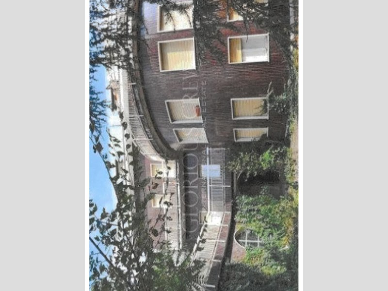 Villa in Vendita a Milano, zona Viale forlanini 75, zona Forlanini, 2'200'000€, 3710 m²