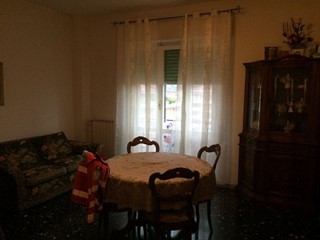 Appartamento in Vendita a Massa, 185'000&euro;, 100 m², arredato