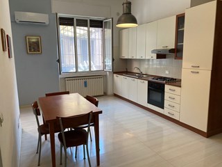 Bilocale in Affitto a Milano, zona Ripamonti, 900€, 50 m², arredato