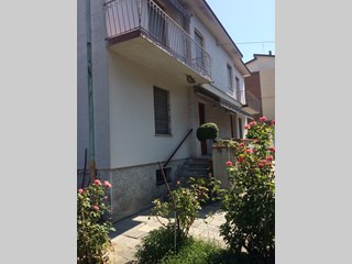 Villetta a schiera in Vendita a Castelnuovo Rangone, zona CENTRALE, 320'000€, 200 m²