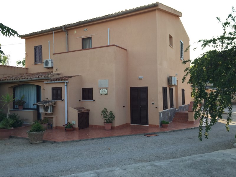 Villa bifamiliare in Vendita a Alghero, zona Fertilia - Arenosu, 270'000€, 100 m²