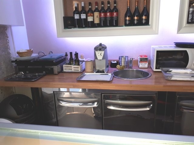 Attività commerciale in Vendita a Pisa, 65'000€, 40 m²