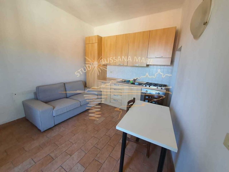 Bilocale in Vendita a Pompeiana, 85'000€, 40 m²