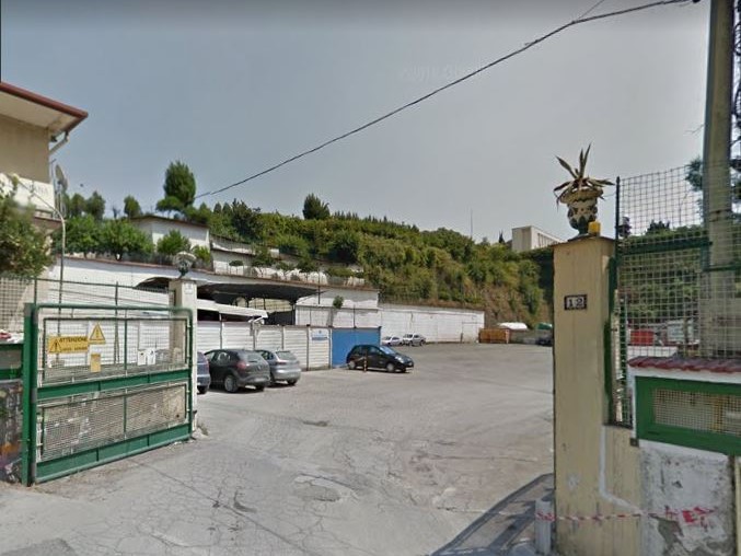 Magazzino in Affitto a Salerno, zona Fratte, 330€, 33 m²