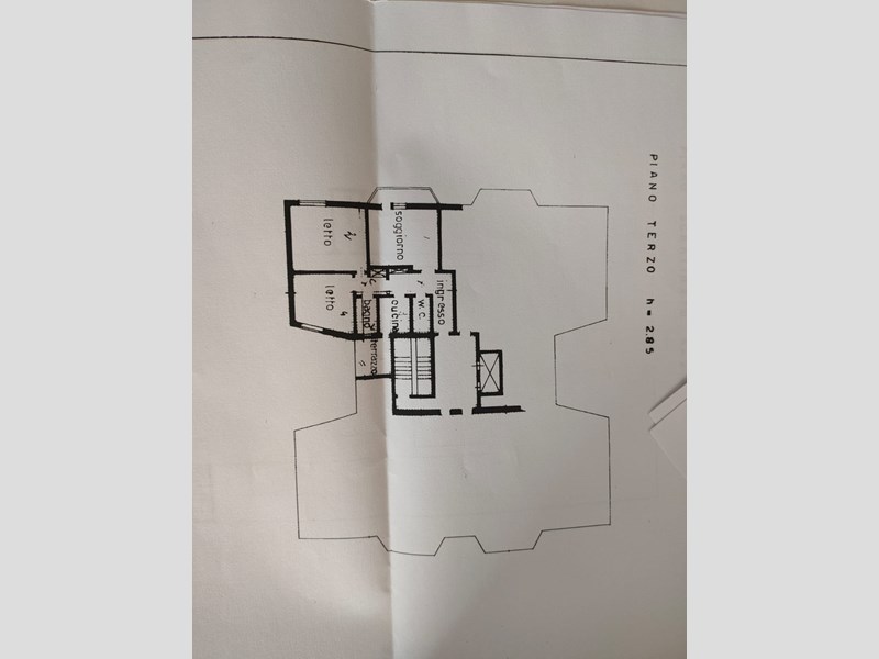 Appartamento in Vendita a Padova, zona Sacra Famiglia, 150'000€, 100 m², con Box