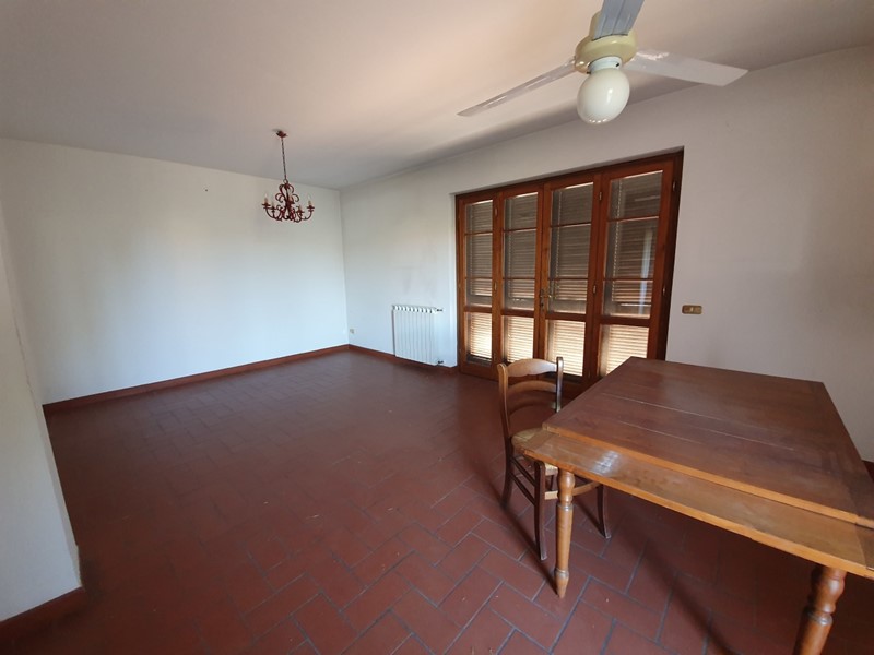 Casa Semi Indipendente in Vendita a Fosdinovo, zona Caniparola, 340'000€, 180 m²