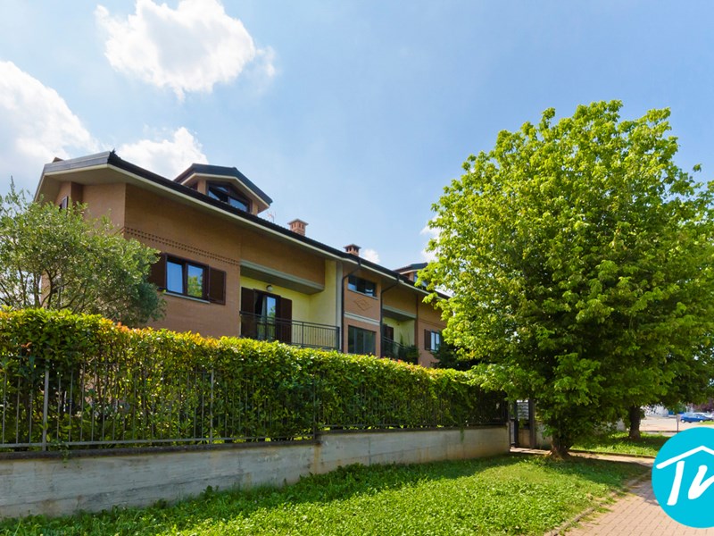 Appartamento in Vendita a Pianezza, zona Cassagna, 305'000€, 140 m²