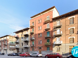 Bilocale in Vendita a Torino, zona Borgo Vittoria, 43'000&euro;, 50 m²