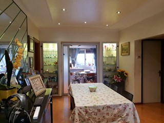 Appartamento in Vendita a Roma, zona eur-cecchignola, 129'000€, 120 m²