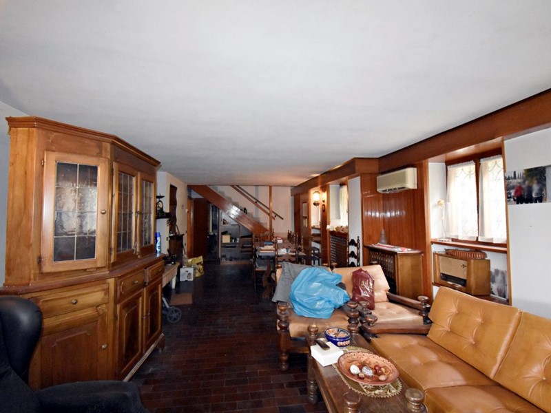 Casa Indipendente in Vendita a Arzignano, 380'000€, 220 m², con Box