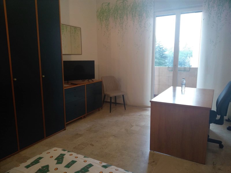 Stanza in Affitto a Cologno Monzese, zona San Maurizio al Lambro, 380€, 100 m², arredato