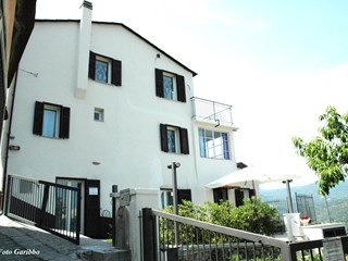 Quadrilocale in Vendita a Dolcedo, zona Costa Carnara, 98'000€, 60 netti