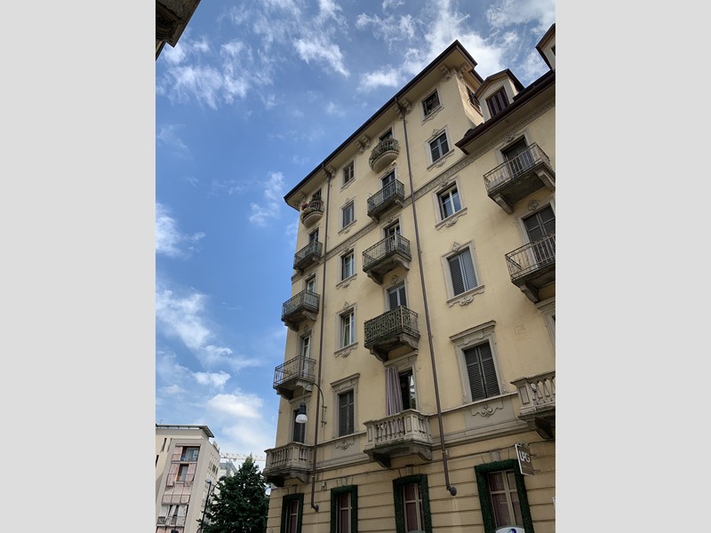 Quadrilocale in Vendita a Torino, 210'000&euro;, 90 m²