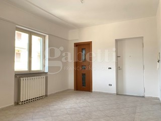 Trilocale in Affitto a Marano di Napoli, 450€, 80 m²