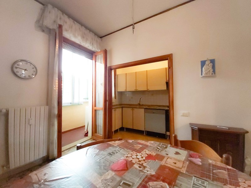 Quadrilocale in Vendita a Sesto Fiorentino, 240'000€, 80 m²
