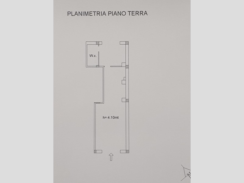 Negozio in Vendita a Ceprano, 90'000€, 60 m²