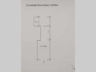 Negozio in Vendita a Ceprano, 90'000€, 60 m²