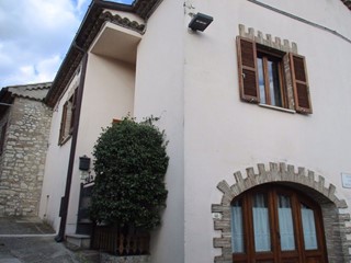 Trilocale in Vendita a Ferentillo, 75'000€, 75 m²