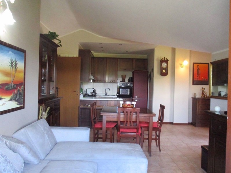 Trilocale in Vendita a Terni, 125'000€, 86 m²