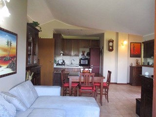 Trilocale in Vendita a Terni, 125'000€, 86 m²