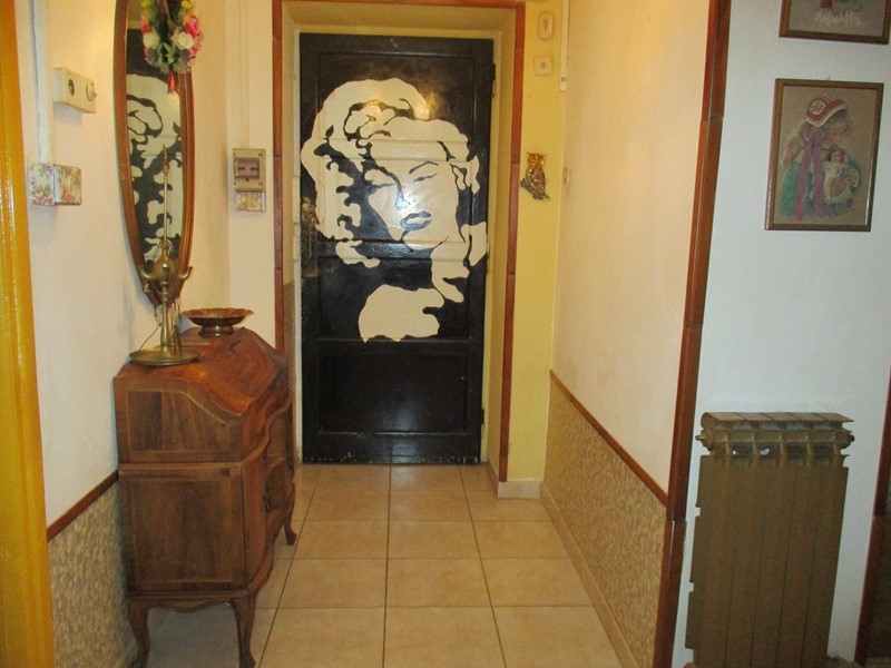 Trilocale in Vendita a Terni, 53'000€, 90 m²