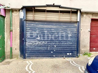 Negozio in Vendita a Arzano, 58'500€, 40 m²