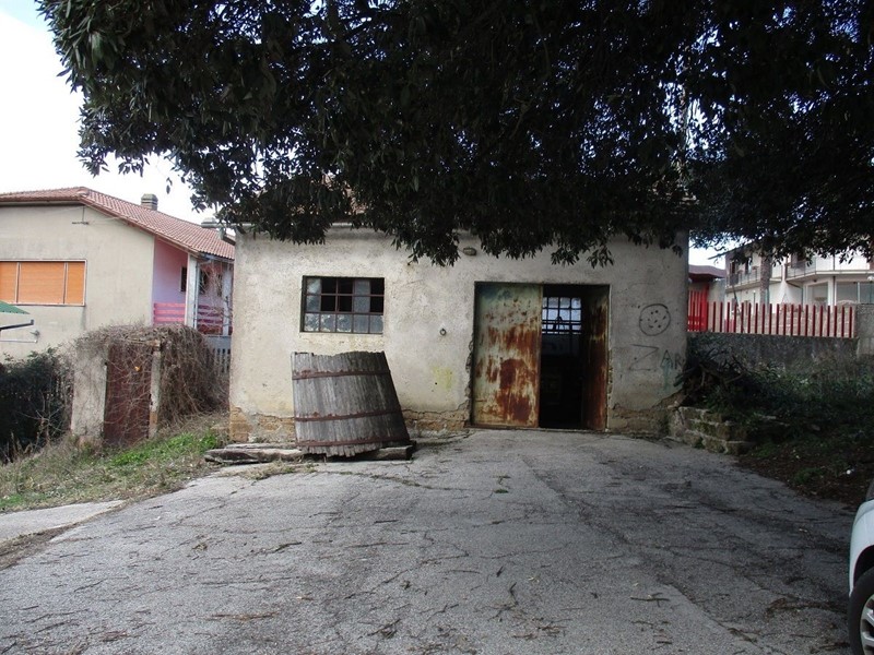 Trilocale in Vendita a Terni, 35'000€, 60 m²