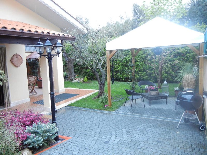 Villa in Vendita a Rocca di Papa, 380'000€, 160 m²