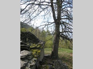 Casale in Vendita a Crevoladossola, 45'000€, 100 m²