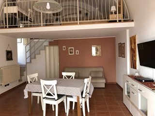 Casa Indipendente in Vendita a Canosa di Puglia, 45'000€, 55 m²
