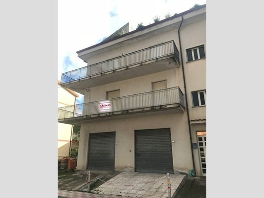 Appartamento in Vendita a Librizzi, 65'000€, 140 m²