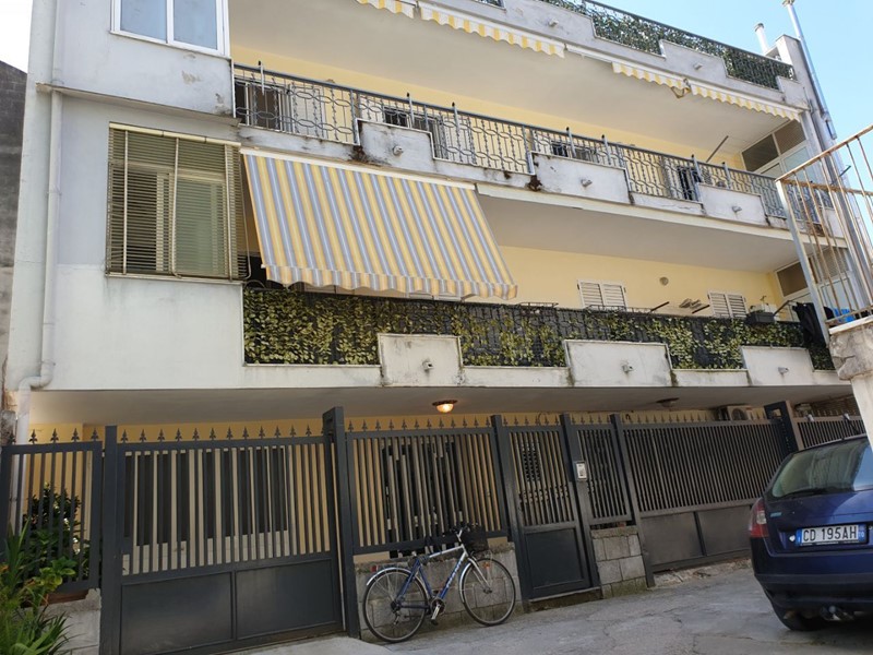 Trilocale in Vendita a San Nicola la Strada, 100'000€, 100 m²