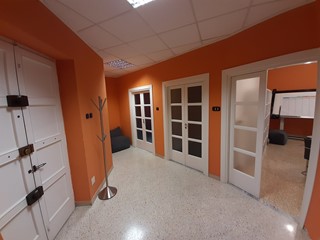 Quadrilocale in Vendita a Terni, 120'000€, 120 m²