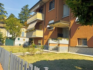 Bilocale in Vendita a Quattro Castella, zona Montecavolo, 83'000€, 50 m², arredato
