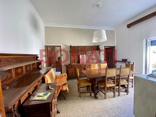 Casa Semi Indipendente in Vendita a Licciana Nardi, 98'000€, 100 m², con Box
