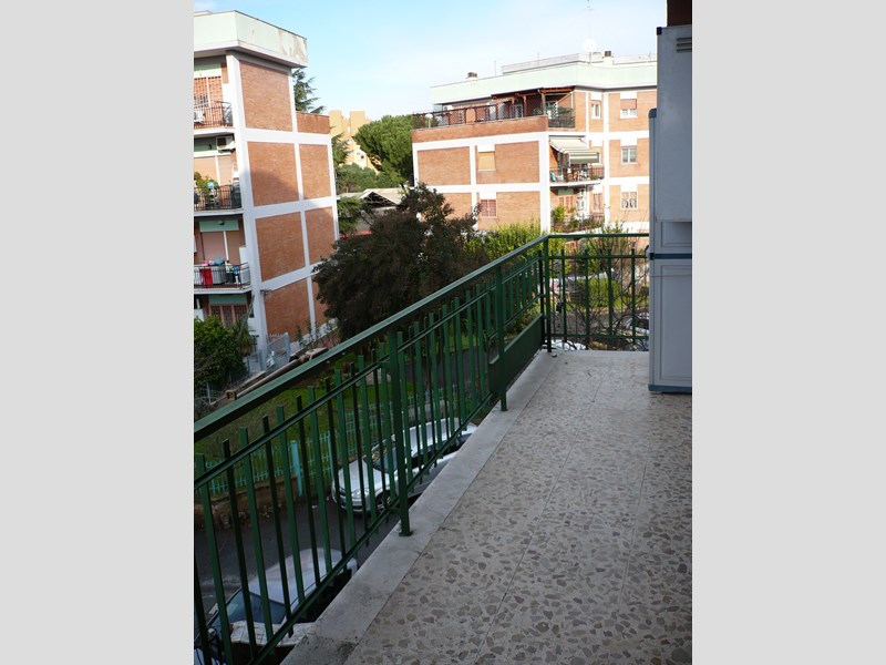 Trilocale in Vendita a Roma, zona tiburtina, 219'000€, 65 m², arredato