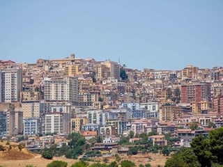 Negozio in Vendita a Agrigento, zona Quadrivio, 149'000€, 135 m²