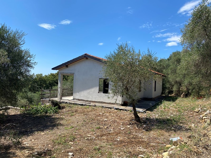 Villa in Vendita a Diano San Pietro, 265'000€, 100 m²