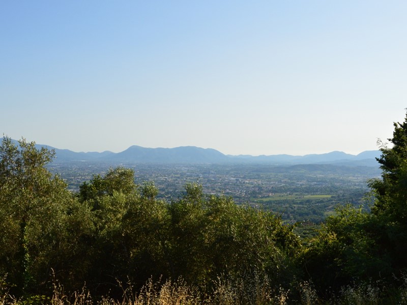 Casa Indipendente in Vendita a Capannori, 4500 m², con Box