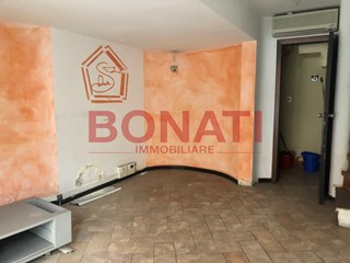 Immobile commerciale in Affitto a La Spezia, zona Centro, 1'000&euro;, 65 m²
