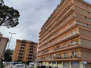 Box in Vendita a Latina, zona via dei latini, 19'500€, 18 m²