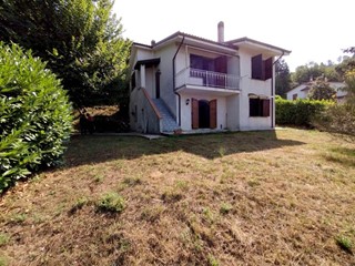 Casa Indipendente in Vendita a Fosdinovo, 295'000€, 160 m²