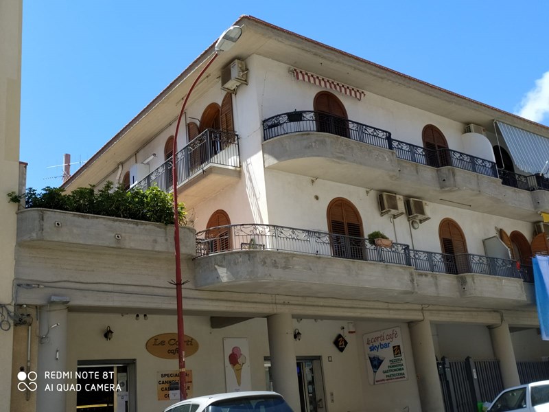 Appartamento in Vendita a Castellammare del Golfo, zona Centro Città, 150'000€, 130 m², con Box