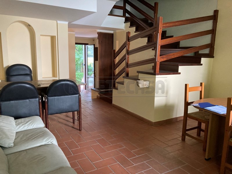 Casa Semi Indipendente in Vendita a Mirano, 280'000€, 200 m², con Box