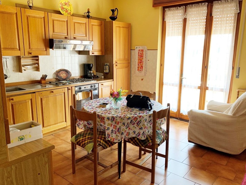 Casa Indipendente in Vendita a Chiampo, 450 m²
