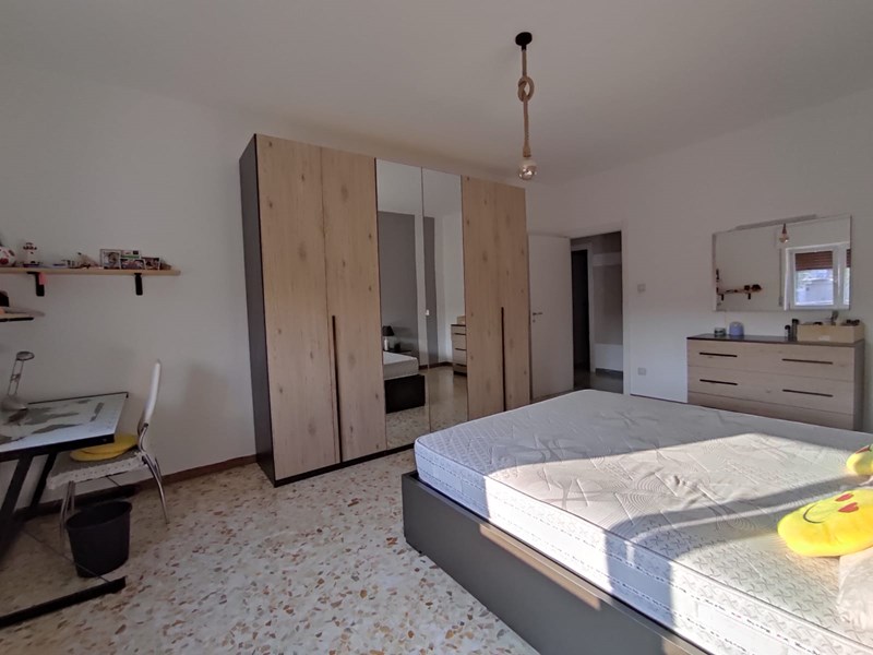 Appartamento in Vendita a Campobasso, zona via Giambattista Vico, 165'000€, 140 m², arredato