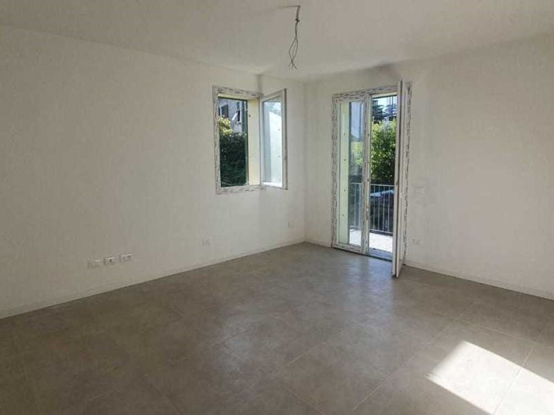 Monolocale in Vendita a Santo Stefano di Magra, zona Santo Stefano, 75'000€, 35 m²