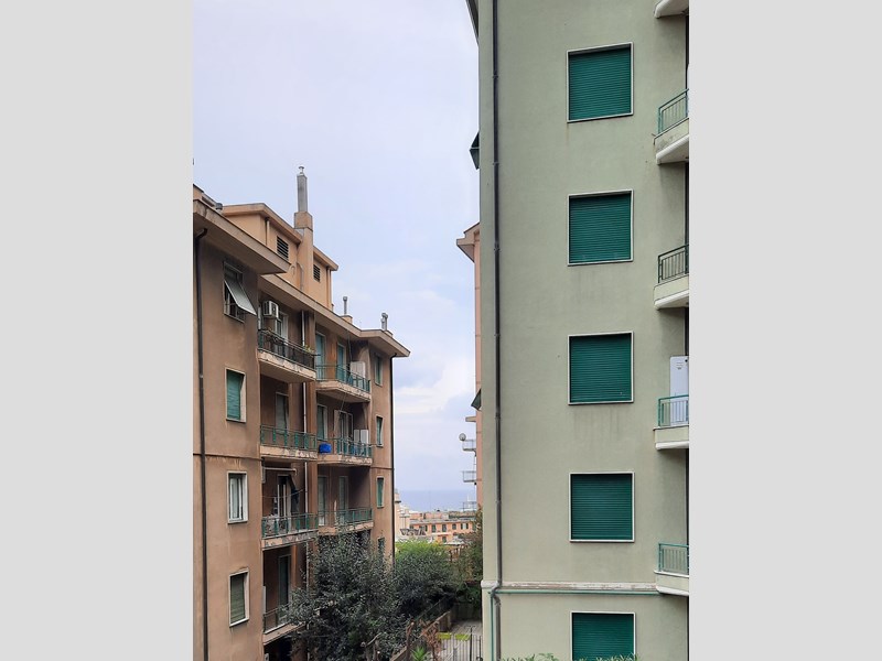 Quadrilocale in Vendita a Genova, zona Sampierdarena, 135'000€, 100 m²