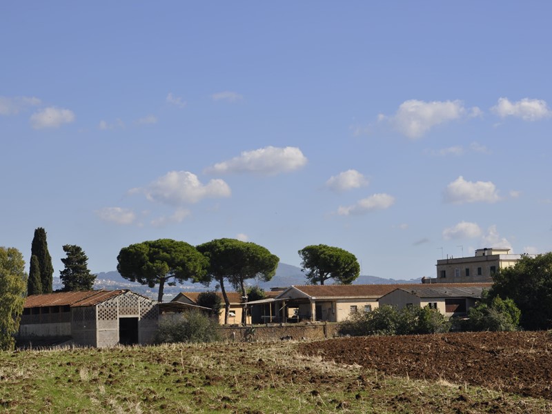 Rustico in Vendita a Ardea, zona VALLE GAIA, 2'400'000€, 3000 m²