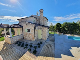 Casa Indipendente in Vendita a Trieste, 390'000€, 120 m²